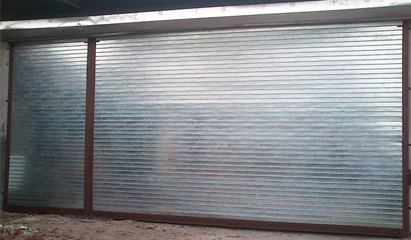 Gear Operated Rolling Shutter